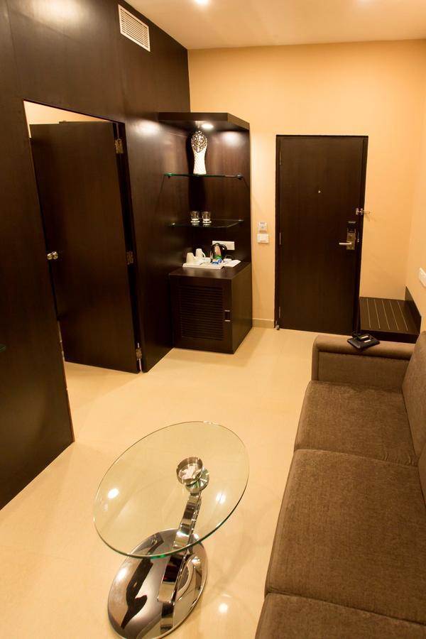 Golden Tulip Saltlake Калькутта Экстерьер фото