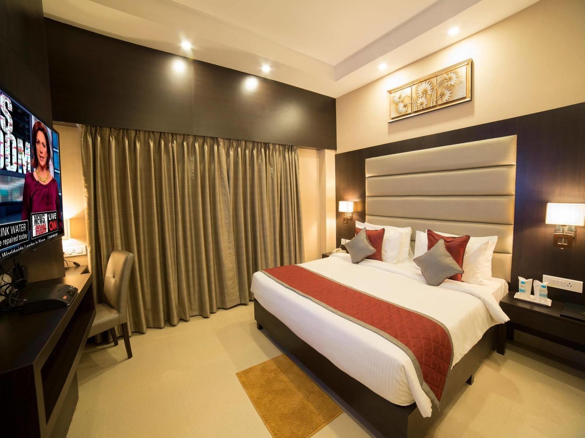 Golden Tulip Saltlake Калькутта Экстерьер фото